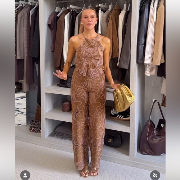 NWT ZARA VIRAL 2025 collection SUEDE pants 
🚨FIRM PRICE NO DISCOUNT - Picture 5 of 16